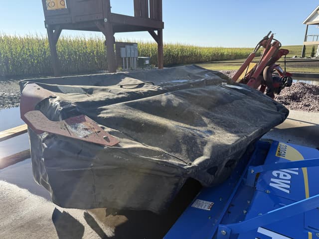 Image of New Holland H6730 equipment image 2