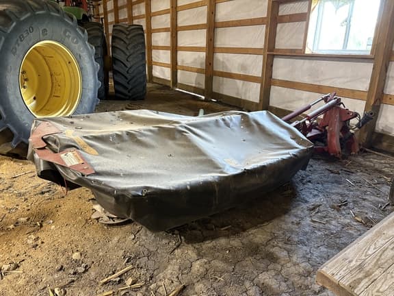 Image of New Holland H6740 equipment image 3