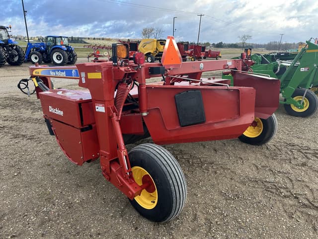 Image of New Holland H7230 equipment image 3