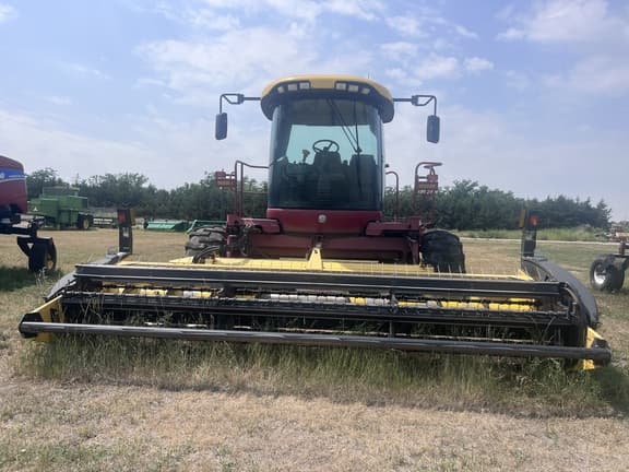 Image of New Holland H8040 equipment image 1