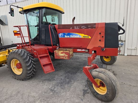 Image of New Holland H8040 equipment image 4