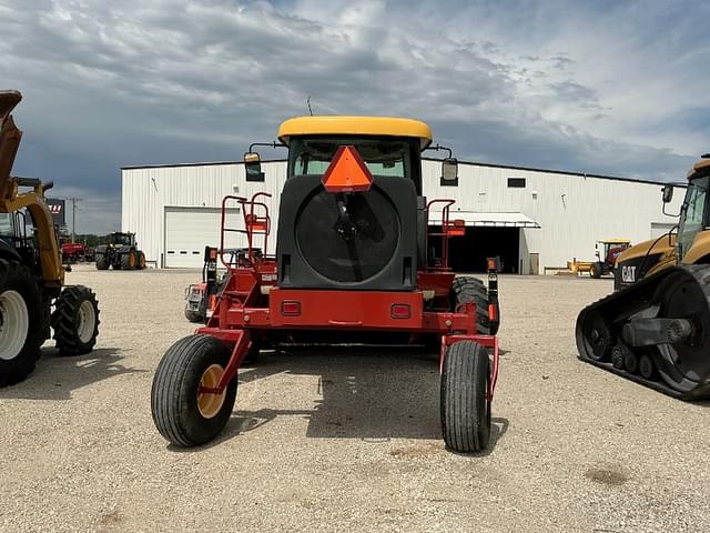 Image of New Holland H8040 equipment image 4