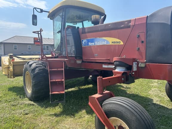Image of New Holland H8060 equipment image 4