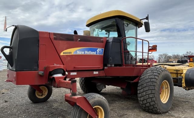 Image of New Holland H8080 equipment image 3