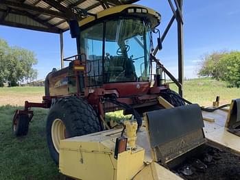 2009 New Holland H8080 Equipment Image0