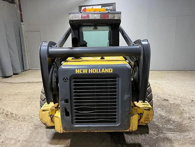 Image of New Holland L190 equipment image 4