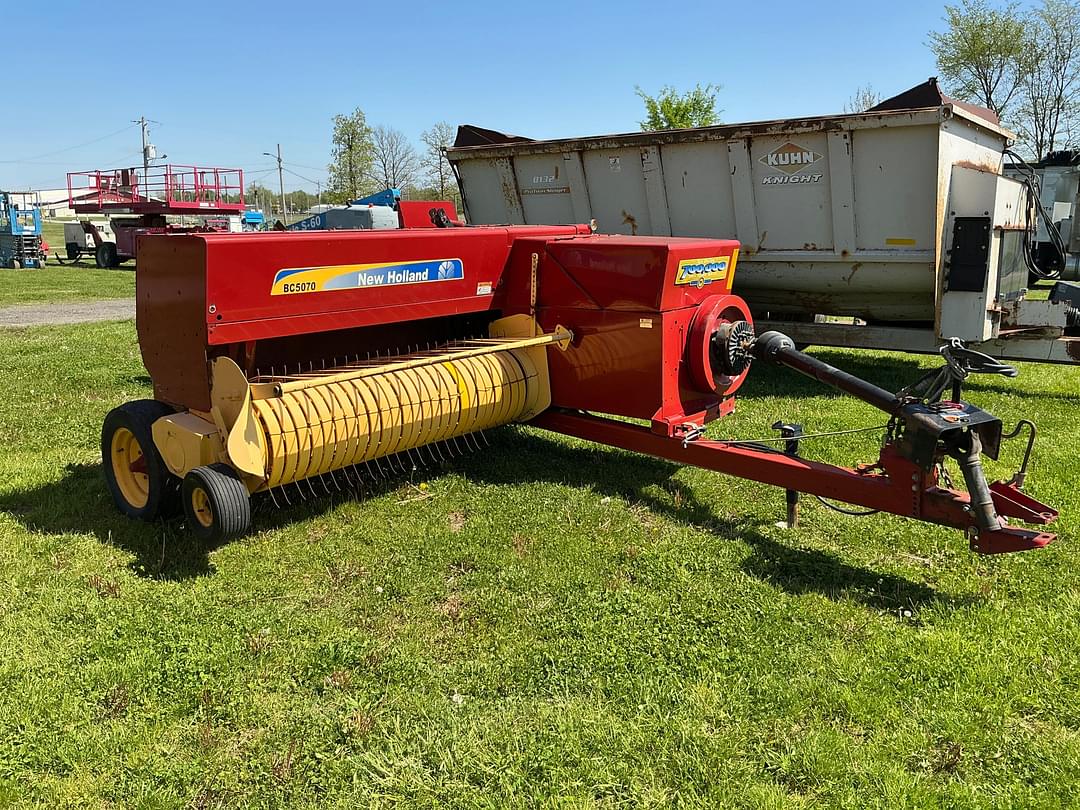 Image of New Holland BC5070 Primary image