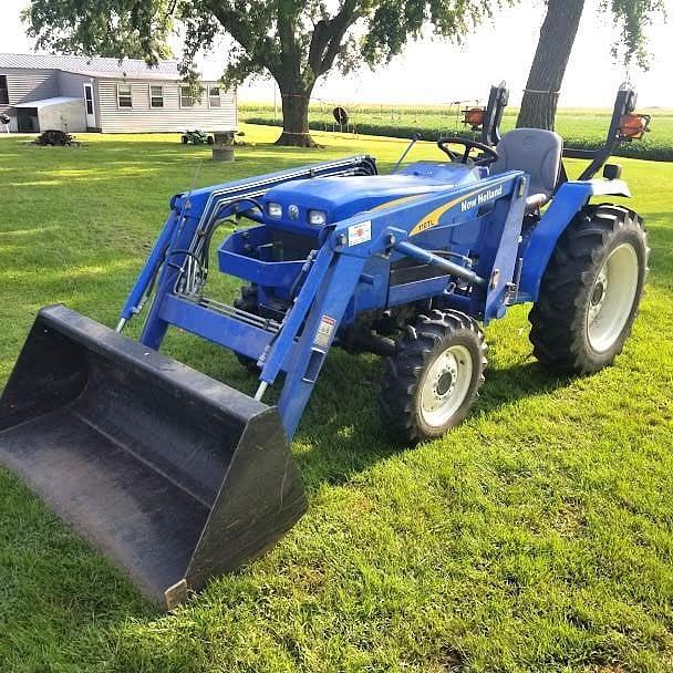 Image of New Holland T1510 Primary image