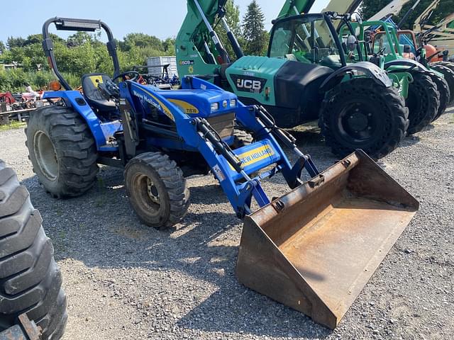 Image of New Holland T1530 equipment image 1