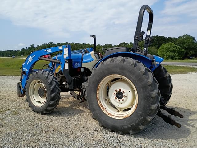 Image of New Holland T4030 equipment image 3