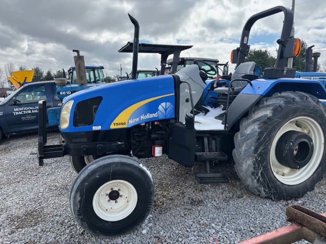Image of New Holland T5050 Primary image