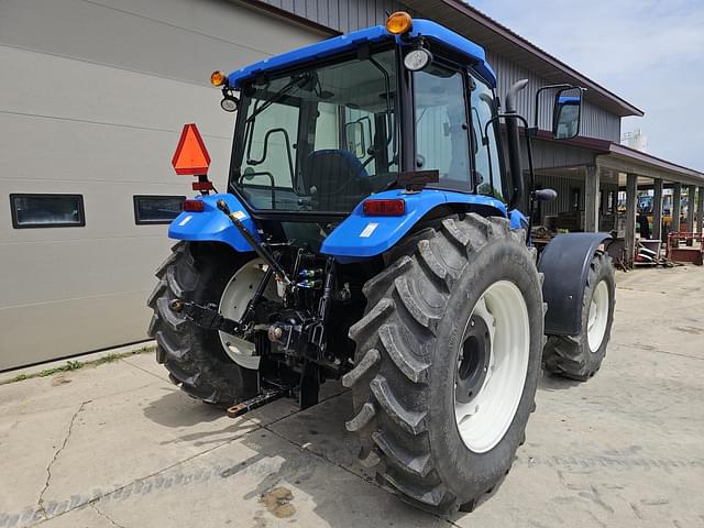 Image of New Holland T5070 equipment image 4
