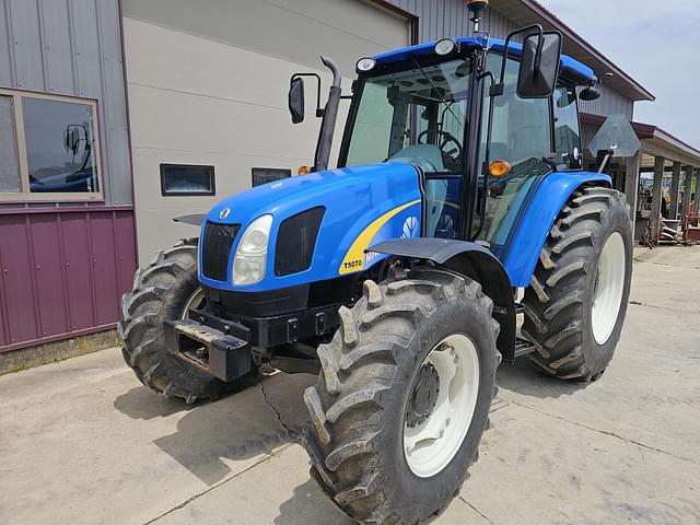 Image of New Holland T5070 equipment image 3
