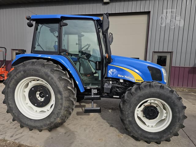 Image of New Holland T5070 equipment image 1