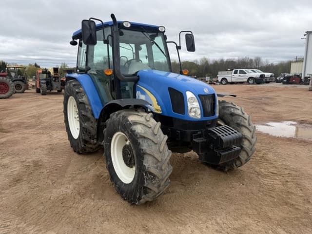 Image of New Holland T5070 equipment image 2
