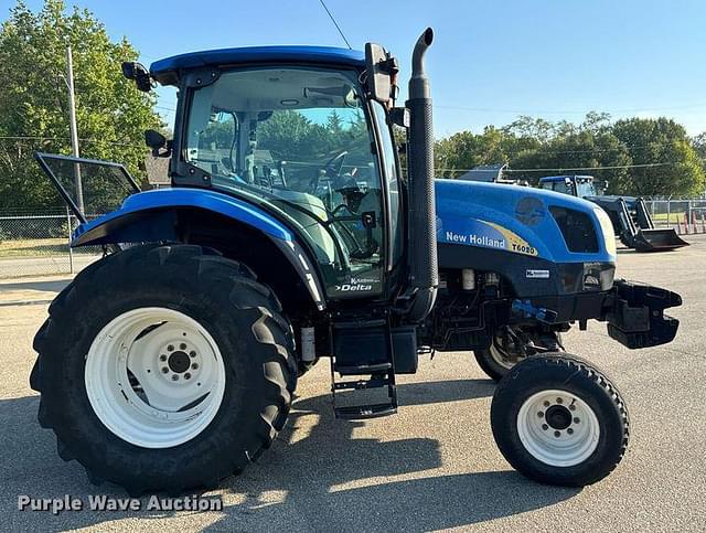 Image of New Holland T6020 equipment image 3