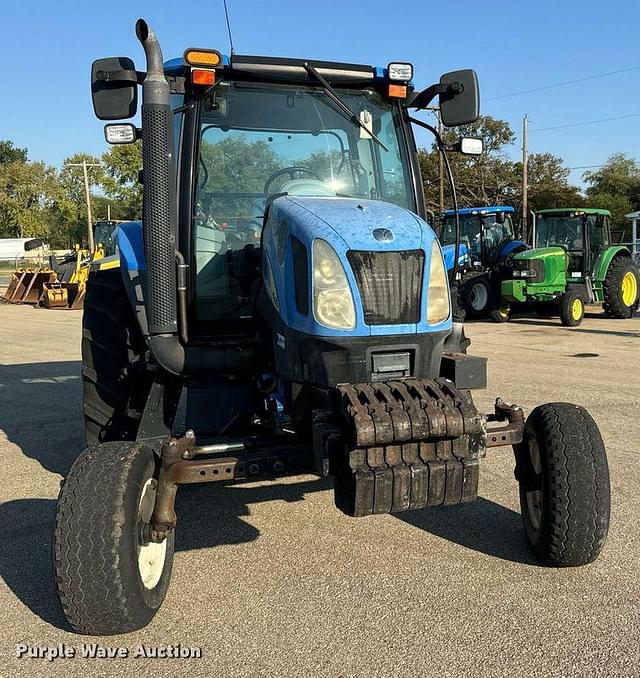 Image of New Holland T6020 equipment image 1