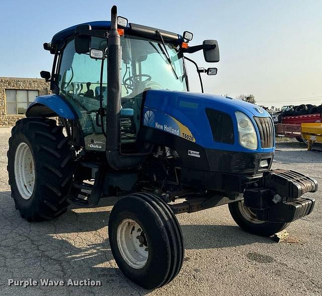 Image of New Holland T6020 equipment image 2