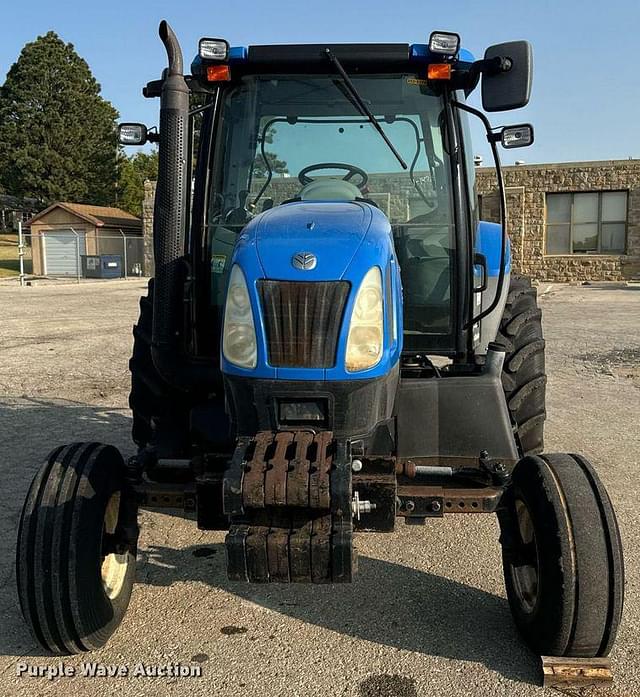 Image of New Holland T6020 equipment image 1