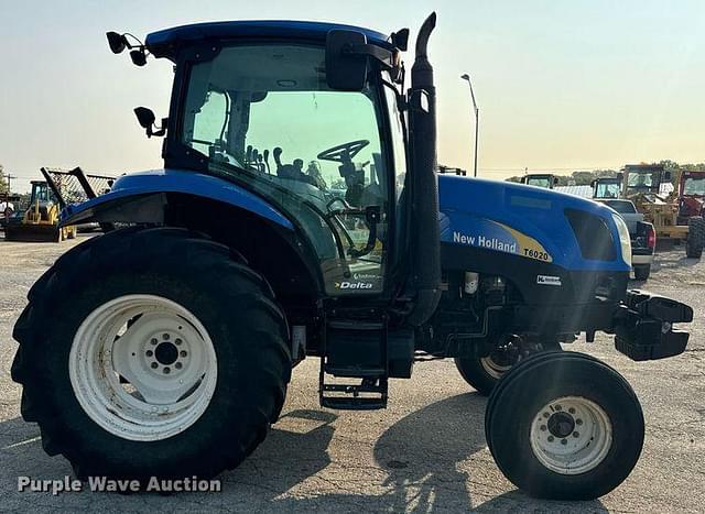 Image of New Holland T6020 equipment image 3