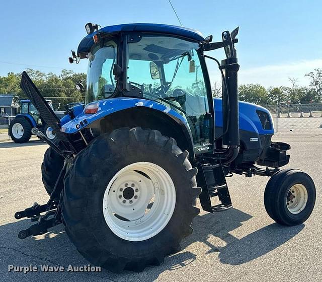 Image of New Holland T6020 equipment image 4