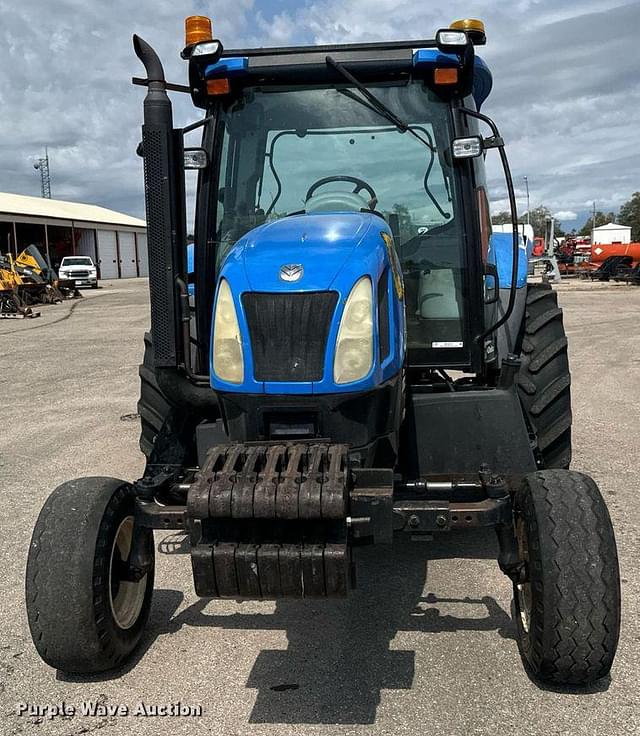 Image of New Holland T6020 equipment image 1