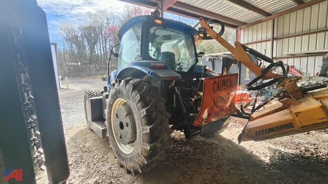 Image of New Holland T6030 equipment image 1