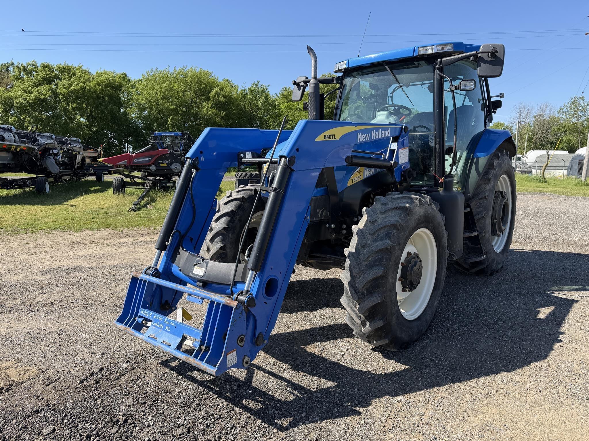 2009 New Holland T6030 Equipment Image0