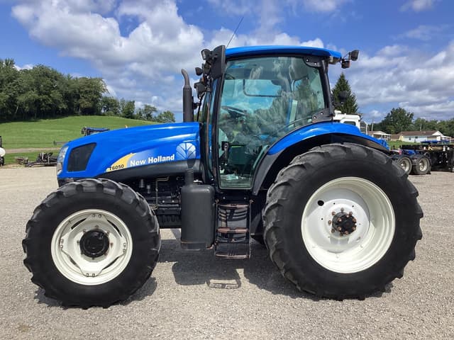 Image of New Holland T6050 Plus equipment image 3