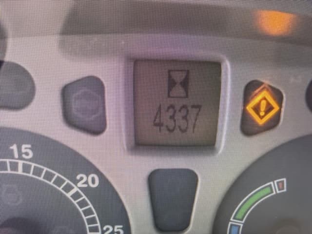 Image of New Holland T6050 equipment image 3