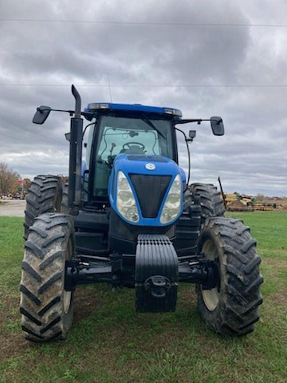 Image of New Holland T7040 equipment image 1