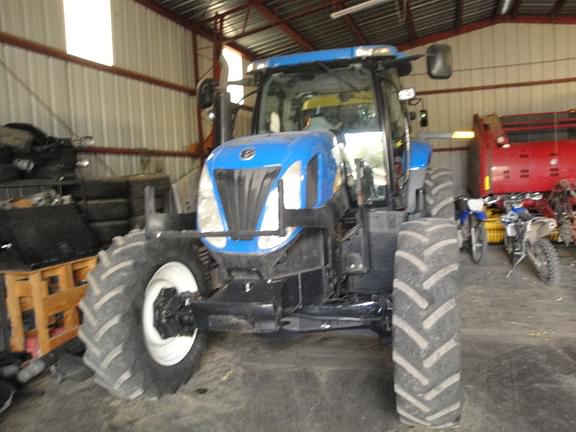 Image of New Holland T7060 equipment image 3