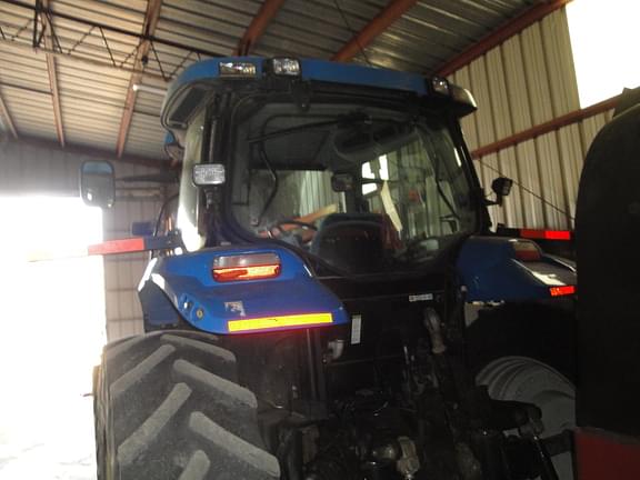 Image of New Holland T7060 equipment image 2