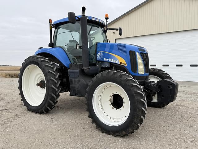 Image of New Holland T8010 equipment image 3