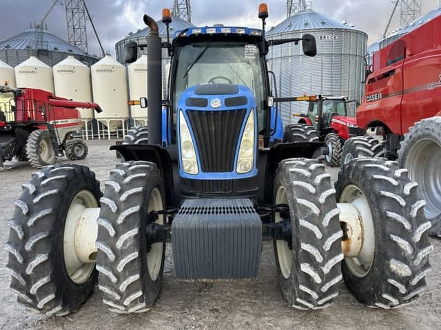 Image of New Holland T8030 equipment image 1