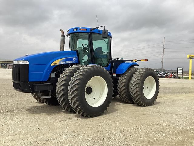 Image of New Holland T9020 equipment image 1