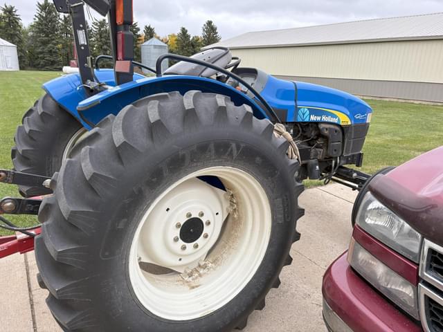 Image of New Holland TT75A equipment image 3