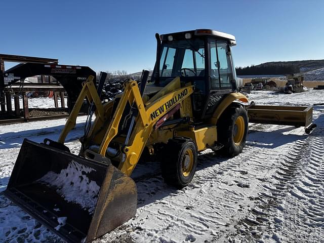 Image of New Holland U80 equipment image 1