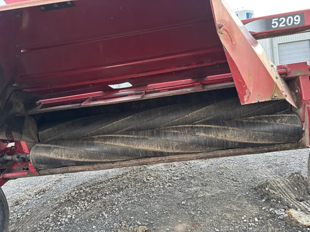 Image of New Idea 5209 equipment image 4