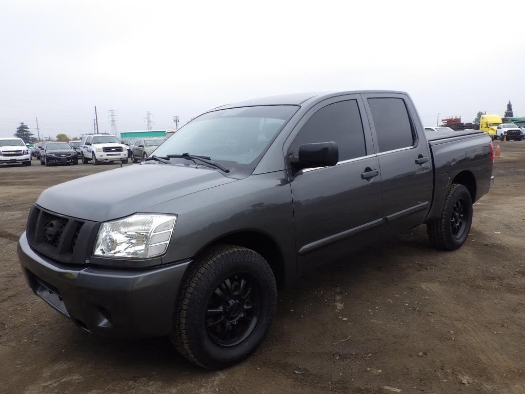 Image of Nissan Titan Primary image