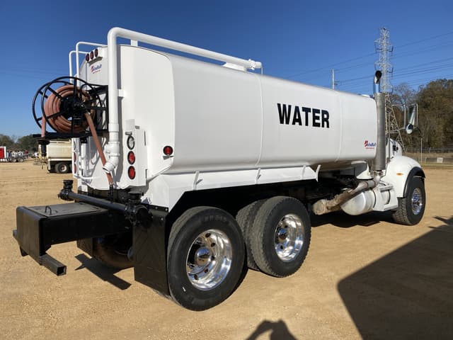 Image of Peterbilt 340 equipment image 2