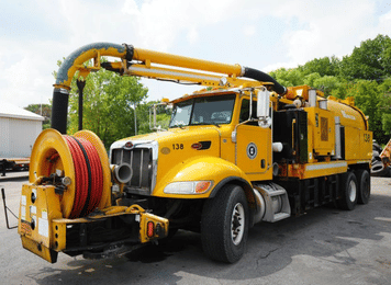 Main image Peterbilt 350