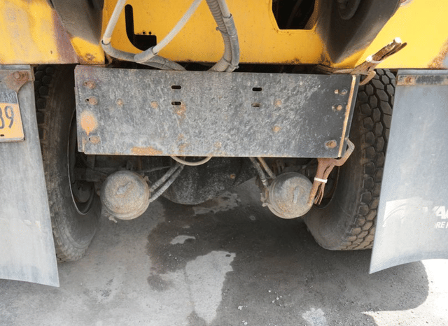 Image of Peterbilt 350 equipment image 4