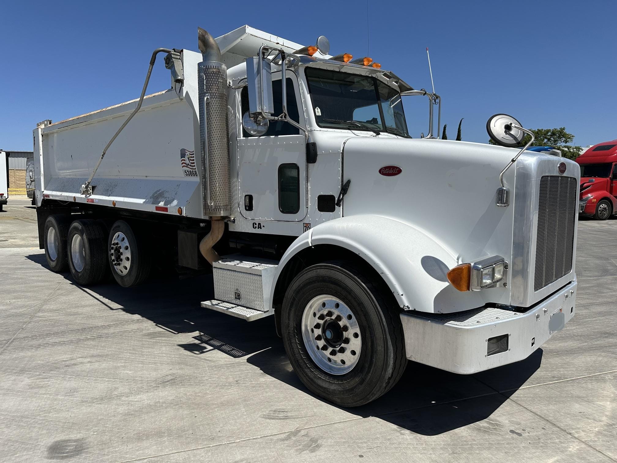 2009 Peterbilt 365 Equipment Image0