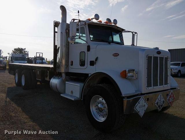 Image of Peterbilt 365 equipment image 2