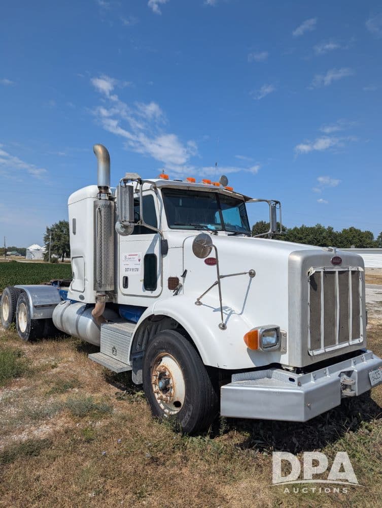 Image of Peterbilt 365 Primary image
