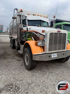 2009 Peterbilt 365 Image