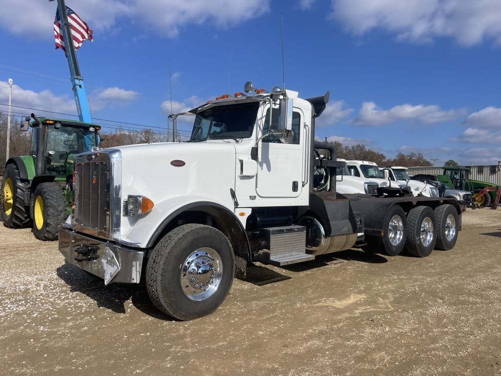 Main image Peterbilt 367