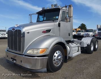 Main image Peterbilt 384