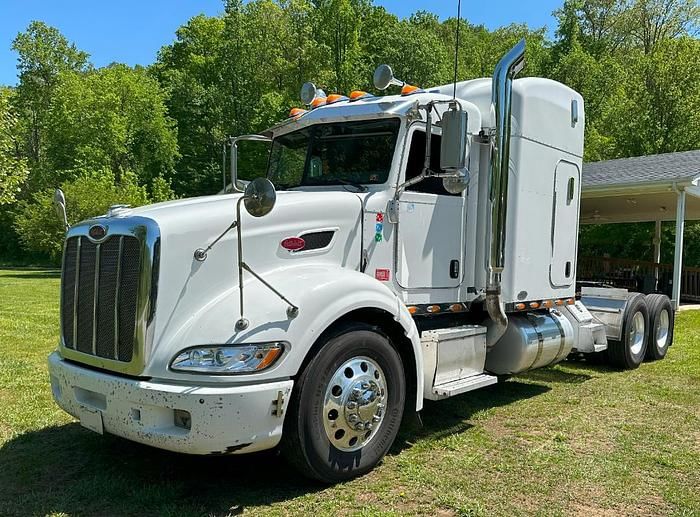 2009 Peterbilt 386 Equipment Image0